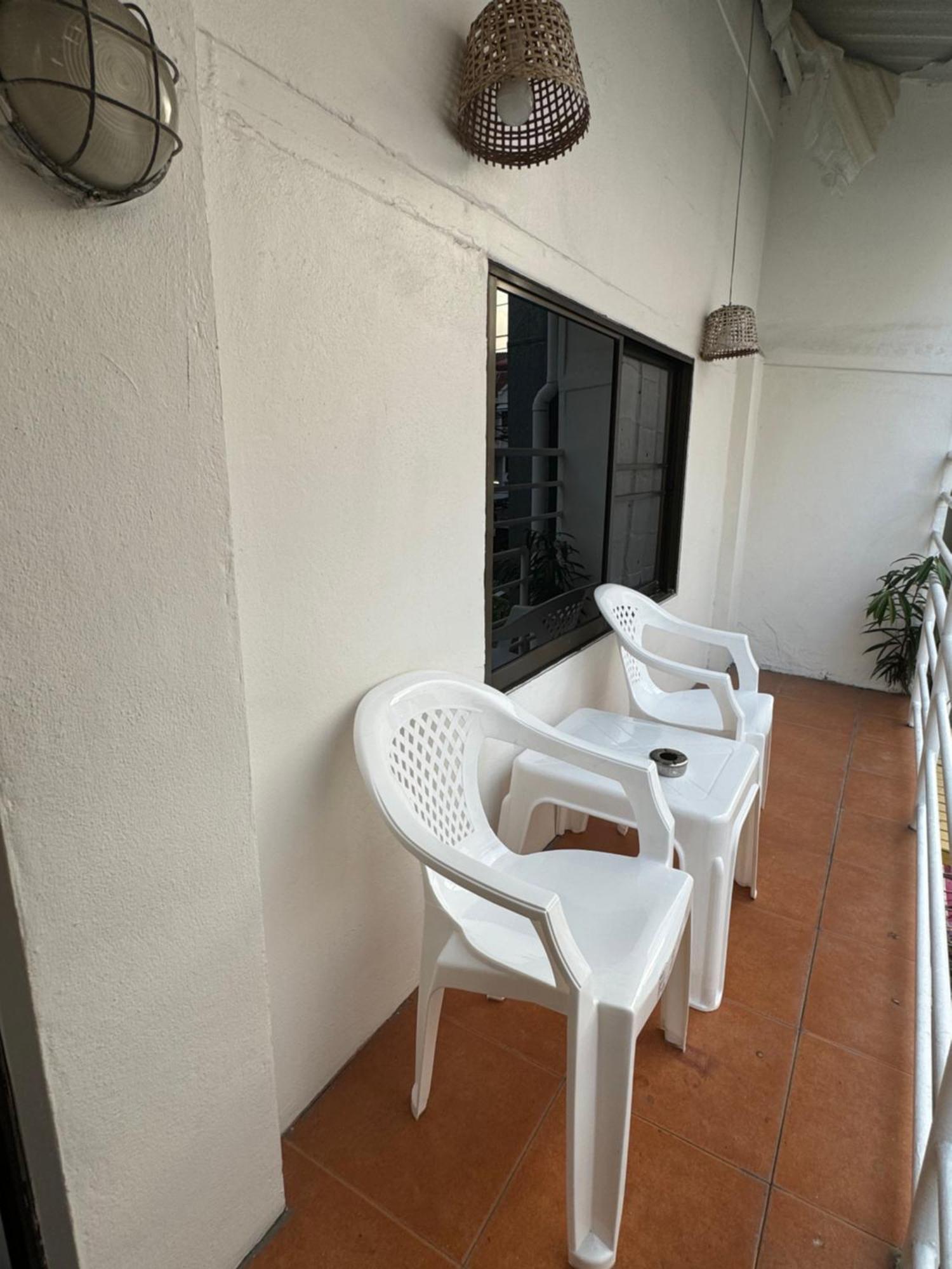 Pupa Albergue Patong